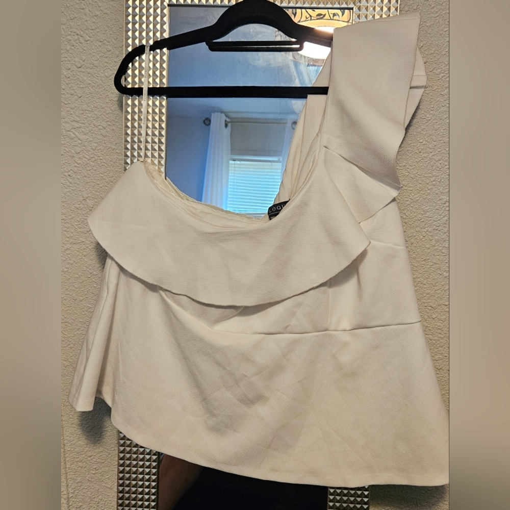 Eloquii Elegant White One Shpulder Peplum Top